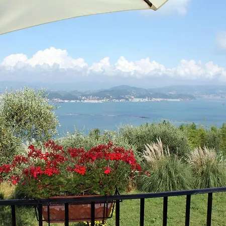 Terrazza Sul Golfo - Il Casale Vakantieboerderij *